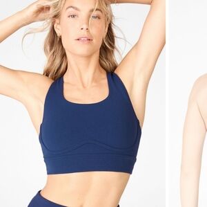 FABLETICS Freya SculptKnit® Sports Bra in Abyss/Vermilion. Size small